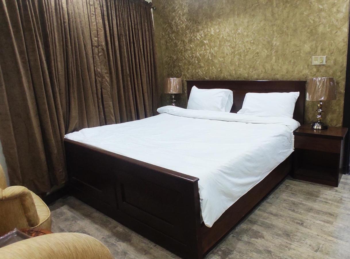 Hotel Daffodils Равалпинди Экстерьер фото