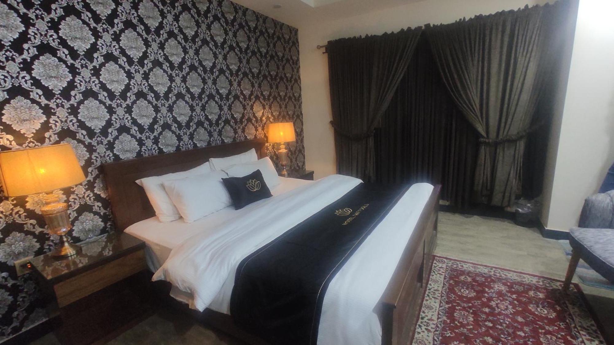 Hotel Daffodils Равалпинди Экстерьер фото