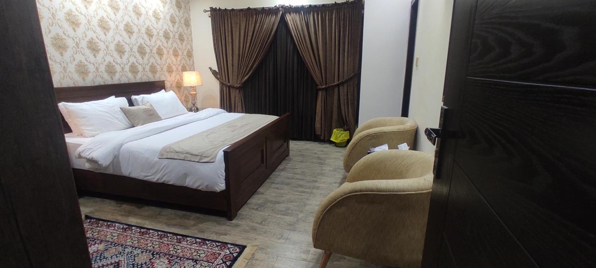 Hotel Daffodils Равалпинди Экстерьер фото