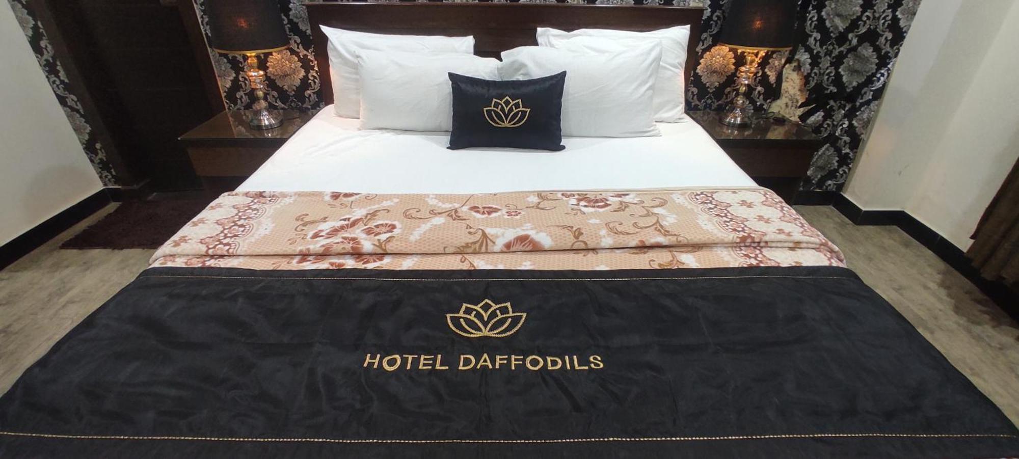 Hotel Daffodils Равалпинди Экстерьер фото