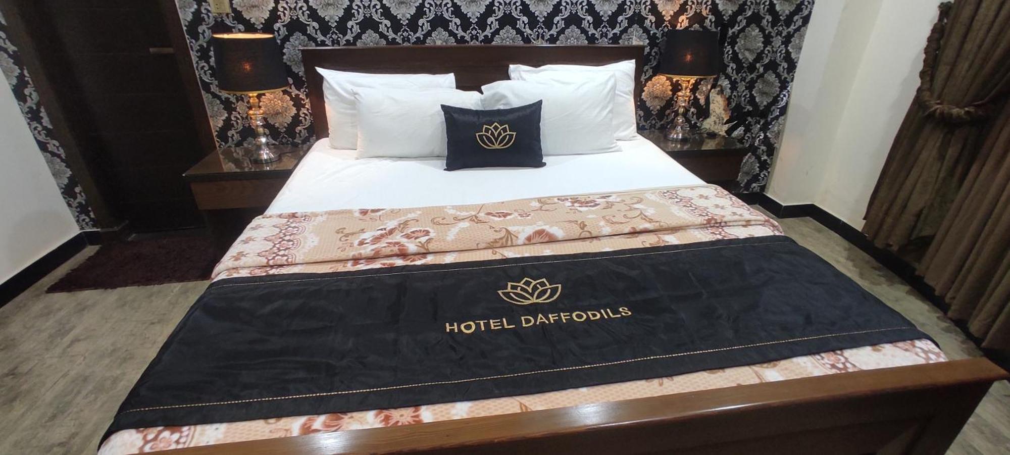 Hotel Daffodils Равалпинди Экстерьер фото